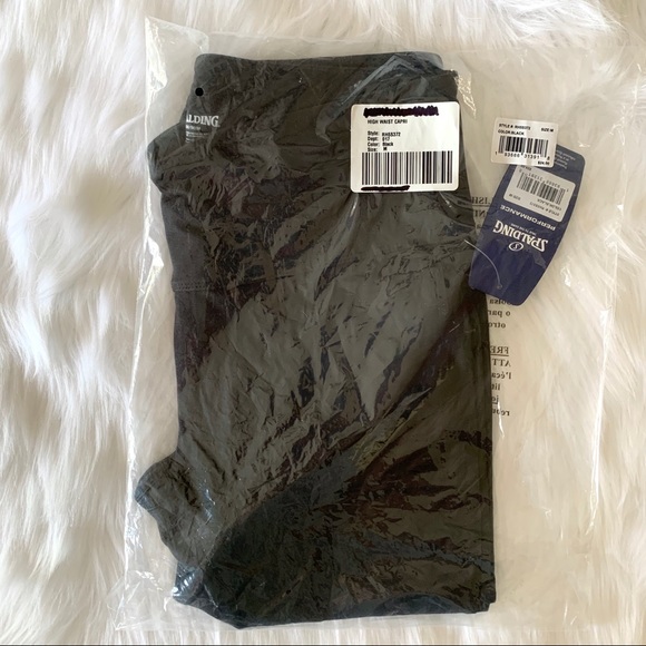 Cotton Spalding capri length athletic leggings - Picture 3 of 9